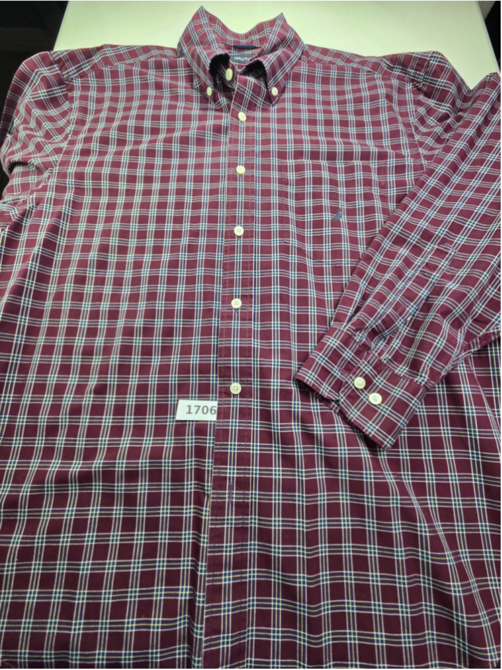 Men's Nautica Casual Button Down Shirt Size L Maroon Blue Plaid #1706